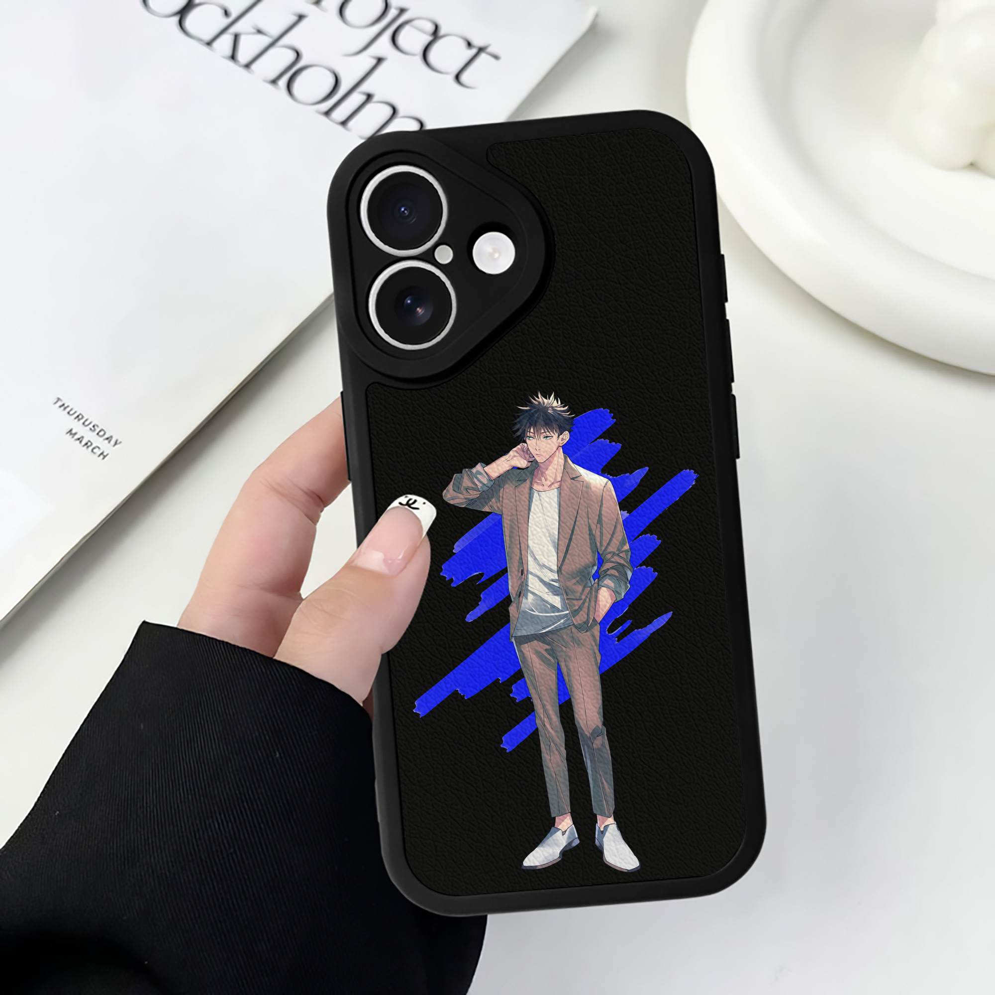 （画像用） 呪術廻戦 Jujutsu Kaisen 【iPhone 16シリーズ対応】シリコンスマホケース（レザー調） 材質：シリコン
